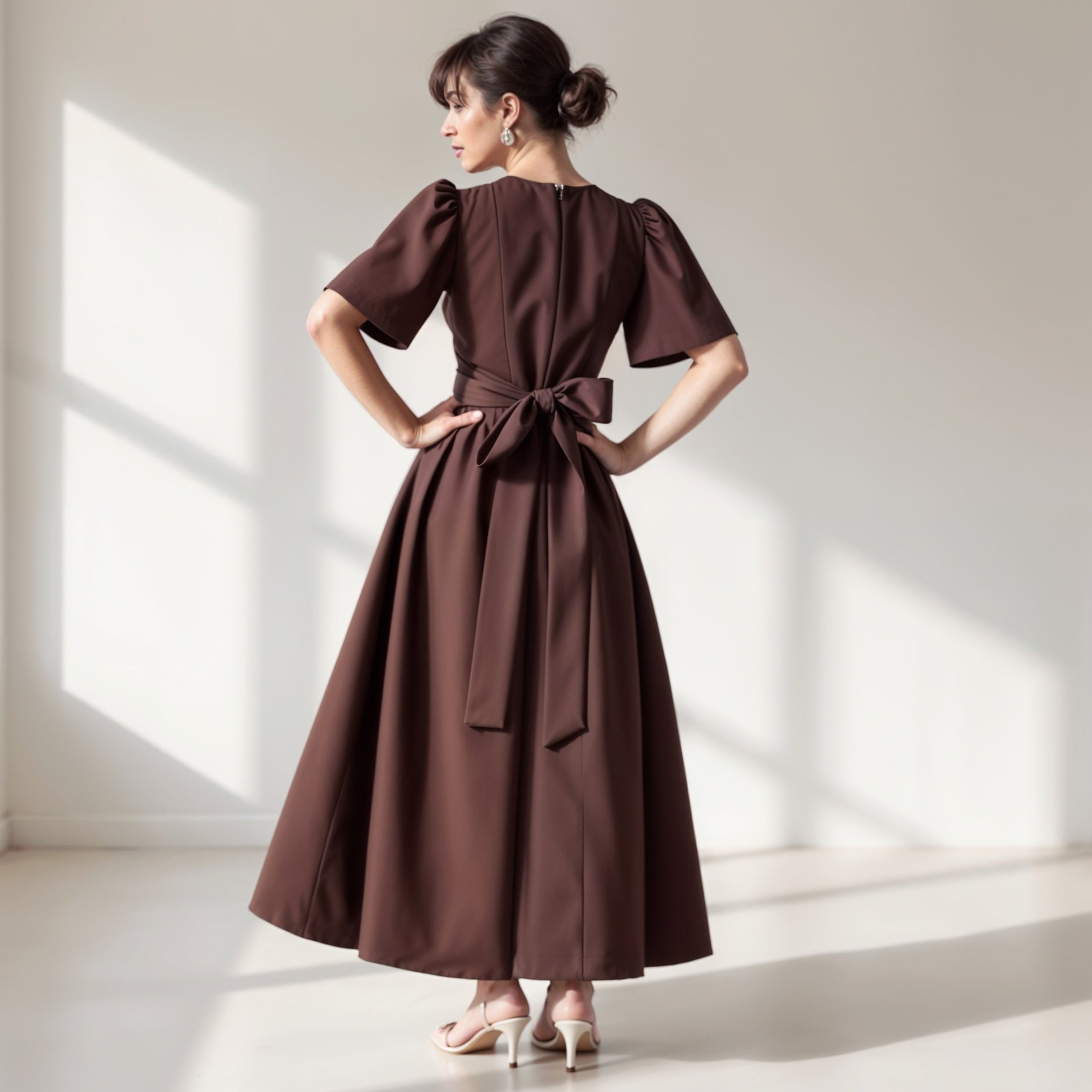 Elegant Crewneck Dress with Bow